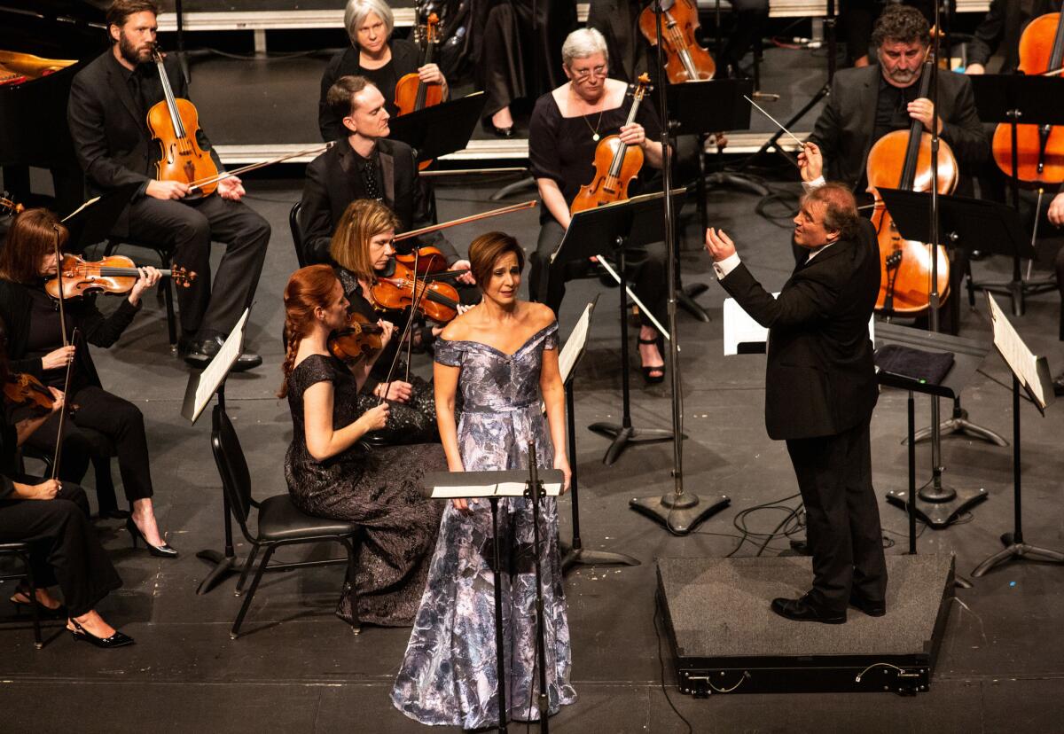 With Martín conducting, Kelley O'Connor performs Bryce Dessner's "Voy a Dormir: Four Poems by Alfonsina Storni."