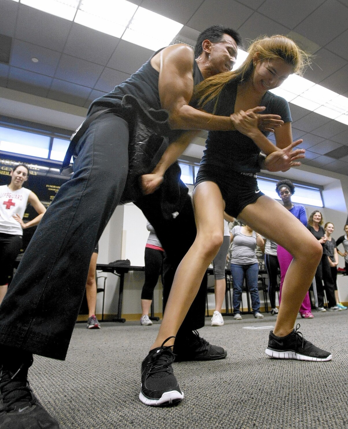 Self Defense Classes Resume For Women And Men In Glendale Los Angeles Times