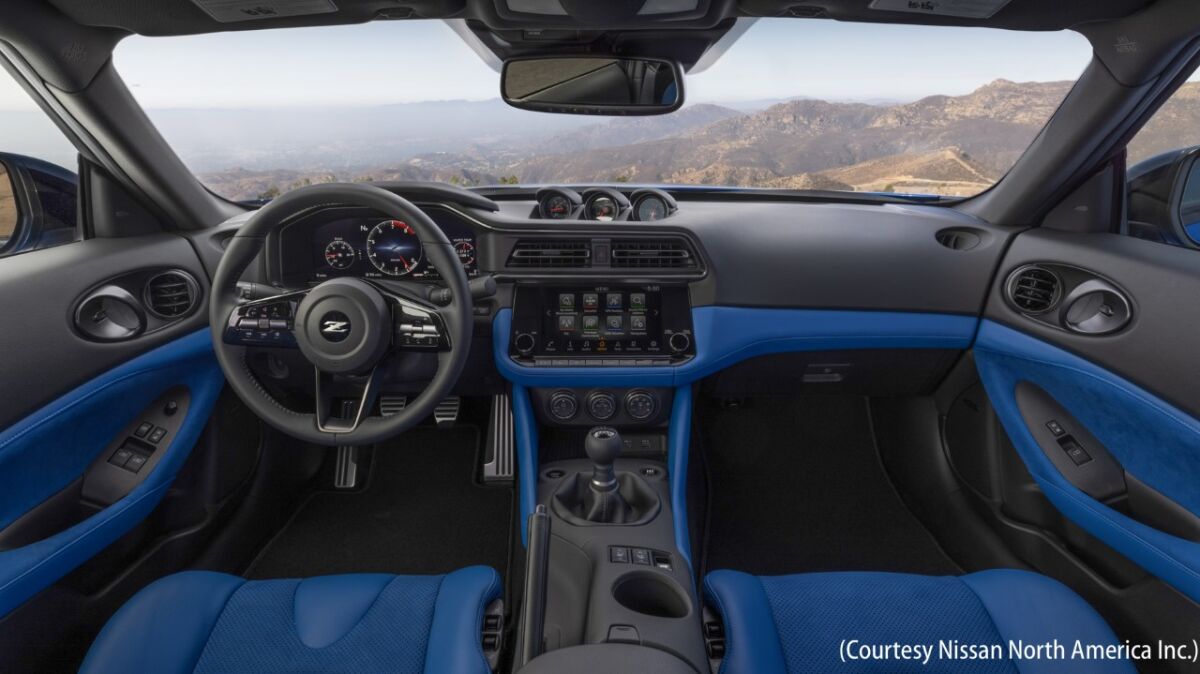 Nissan Z interior