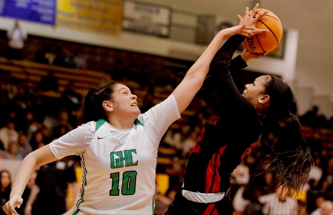 Westchester tops Granada Hills for City Open Division girls' basketball title