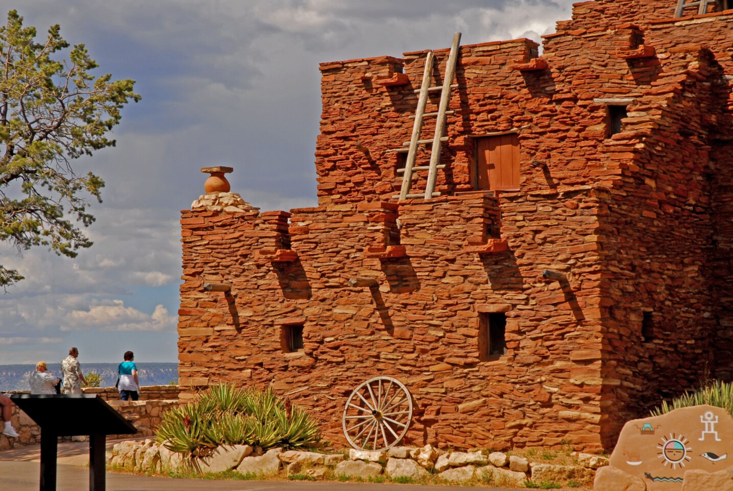 The century-old Hopi House sits opposite the El Tovar Hotel, on the South Rim of the Grand Canyon.