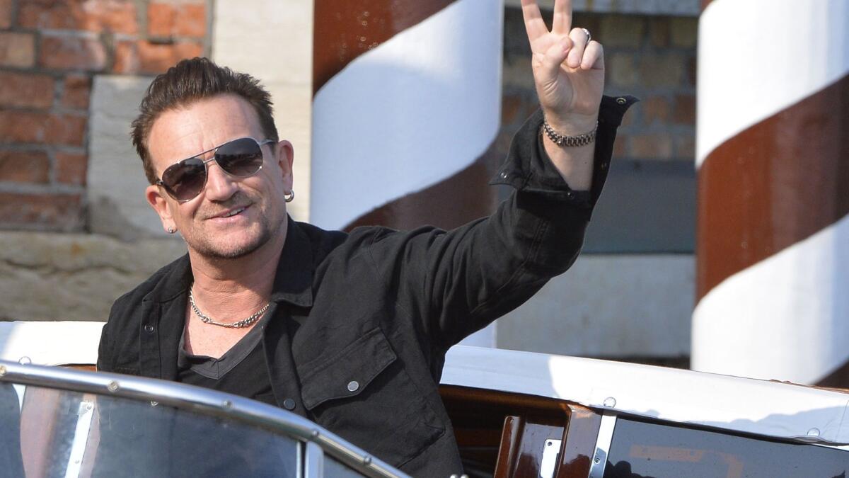 Bono revela que sus gafas oscuras se deben a que sufre glaucoma
