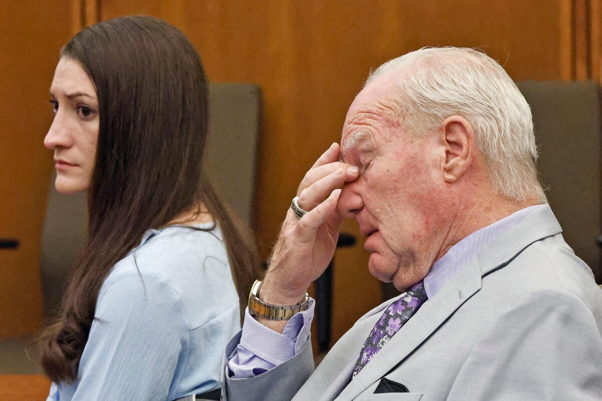 Deadlocked jury in Lindsay Clancy trial goes fifth day without verdict - Los Angeles Times