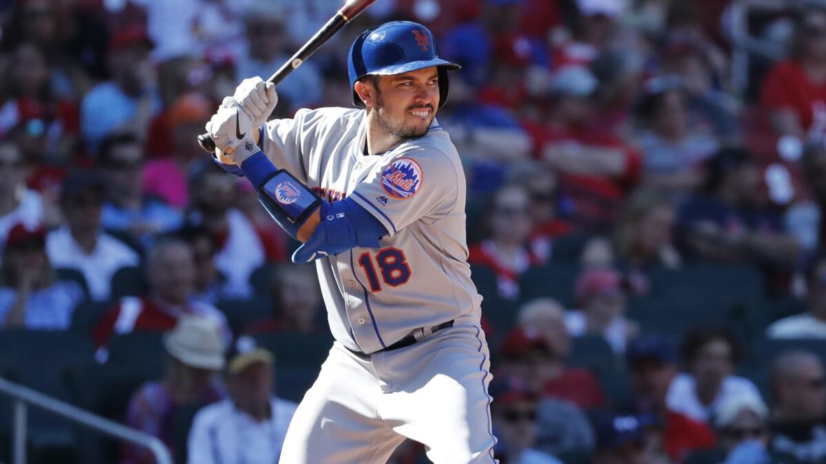 The Dodger's Plans for Travis d'Arnaud Are Pretty Strange 