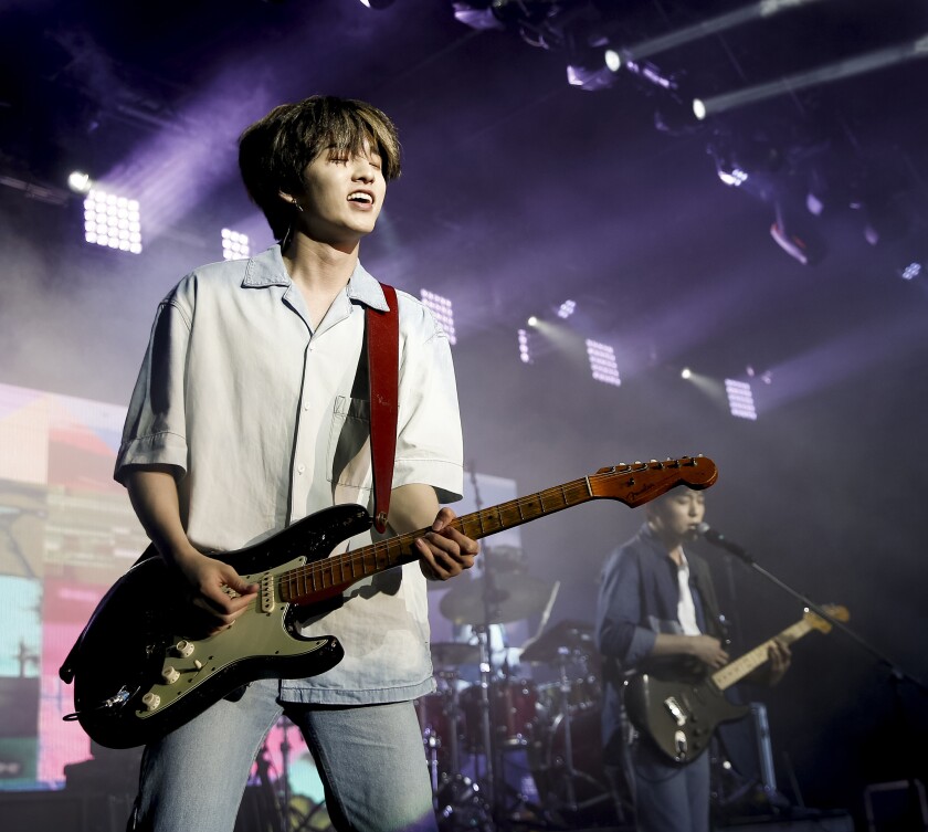 ARCHIVO –  Jae de Day6 durante un concierto en el Teatro Playstation en Nueva York. 