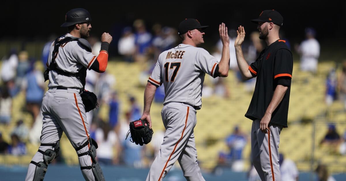 Curt Casali power SF Giants to sweep over Diamondbacks - McCovey