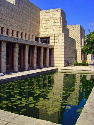 Ennis House