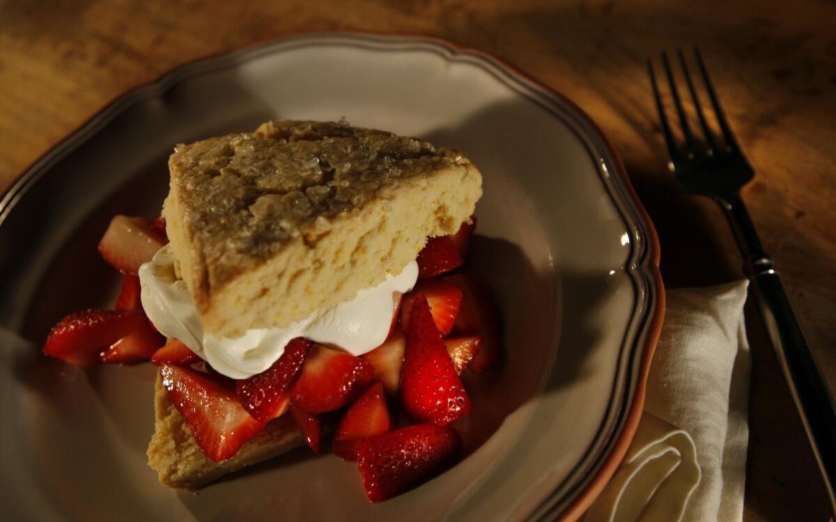 Orange-flavored shortcakes with strawberries and cream