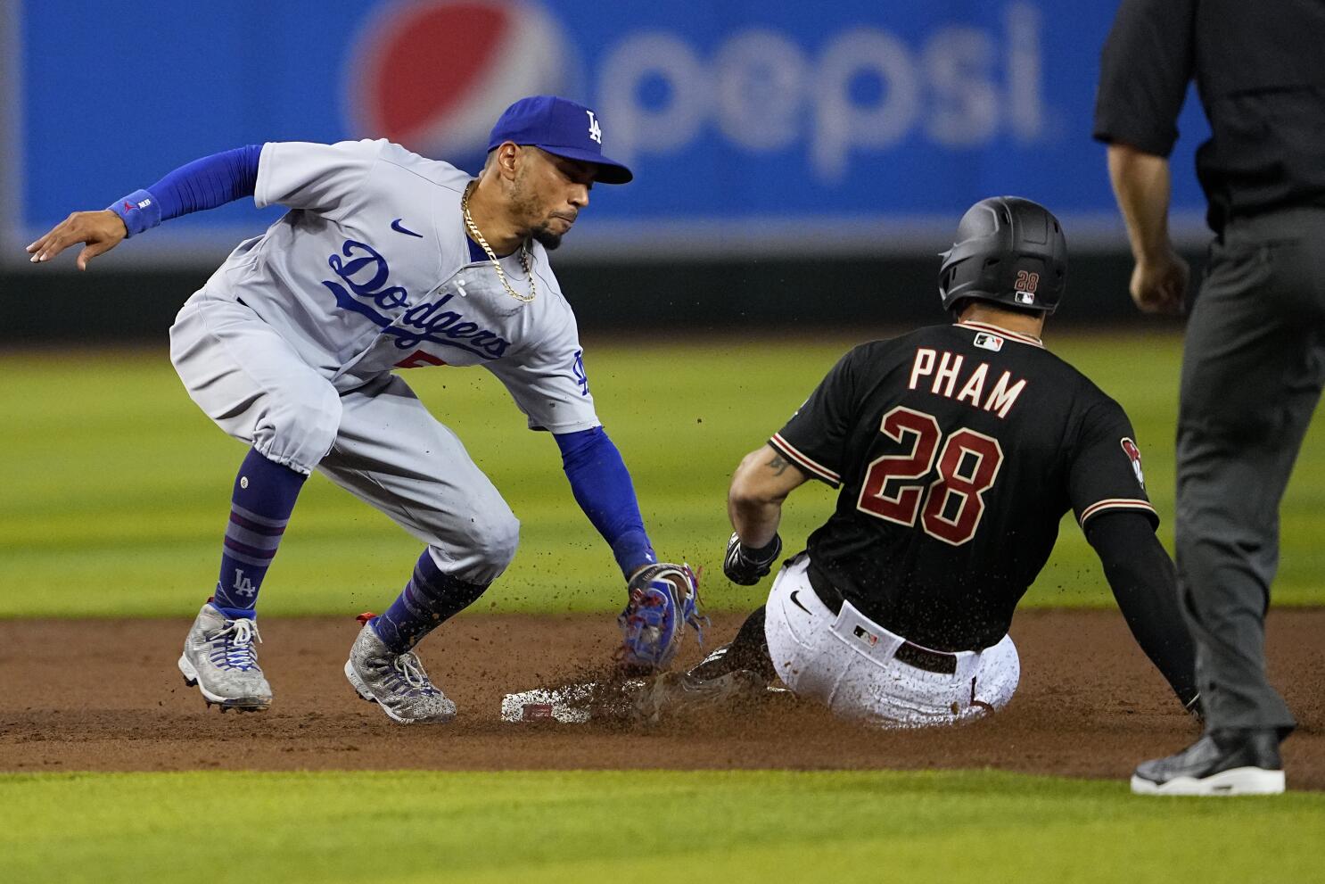 Dodgers to face Diamondbacks in NLDS, hoping to stay on roll - Los Angeles  Times