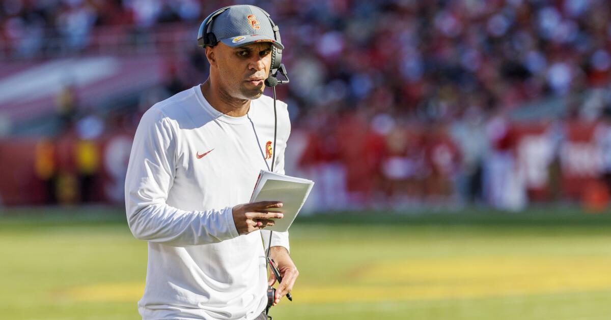USC defensive coordinator D’Anton Lynn takes Penn State job USC defensive coordinator D’Anton Lynn takes Penn State job