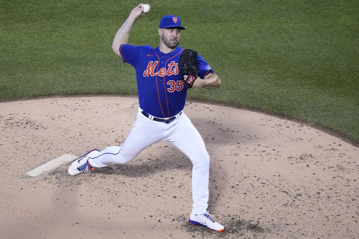 New York Mets pitcher Justin Verlander delivers during the fifth inning against the Chicago White Sox on July 19.