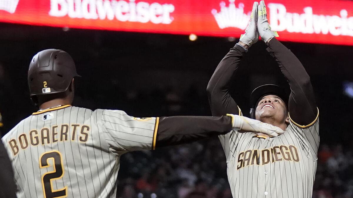 Juan Soto homers in 3rd straight game and the Padres beat the Giants a 3rd  straight time, 4-0 - ABC7 San Francisco