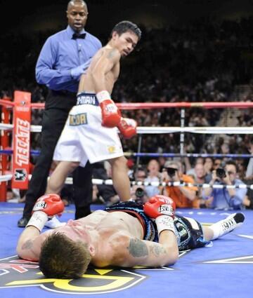 Manny Pacquiao moves