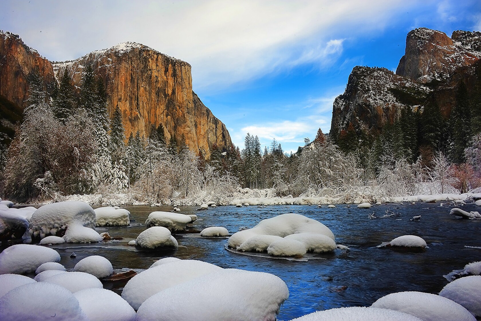 Want to see winter in Yosemite? Check out these snowy photos and go