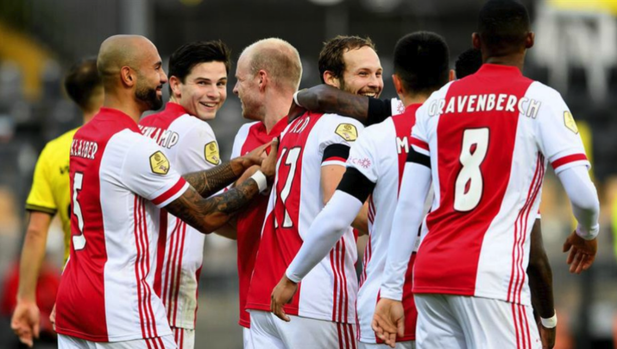 Fiesta de los jugadores del Ajax: le metieron 13 al Venlo, un nuevo récord. Foto /EFE