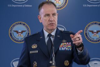 El portavoz del Pentágono, el general de brigada de la Fuerza Aérea, Patrick Ryder, hace declaraciones al a prensa en el Pentágono, en Washington, el viernes 24 de marzo de 2023. (AP Foto/Alex Brandon)