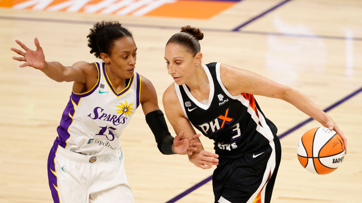 Sparks guard Brittney Sykes chosen to WNBA all-defensive team - Los Angeles  Times