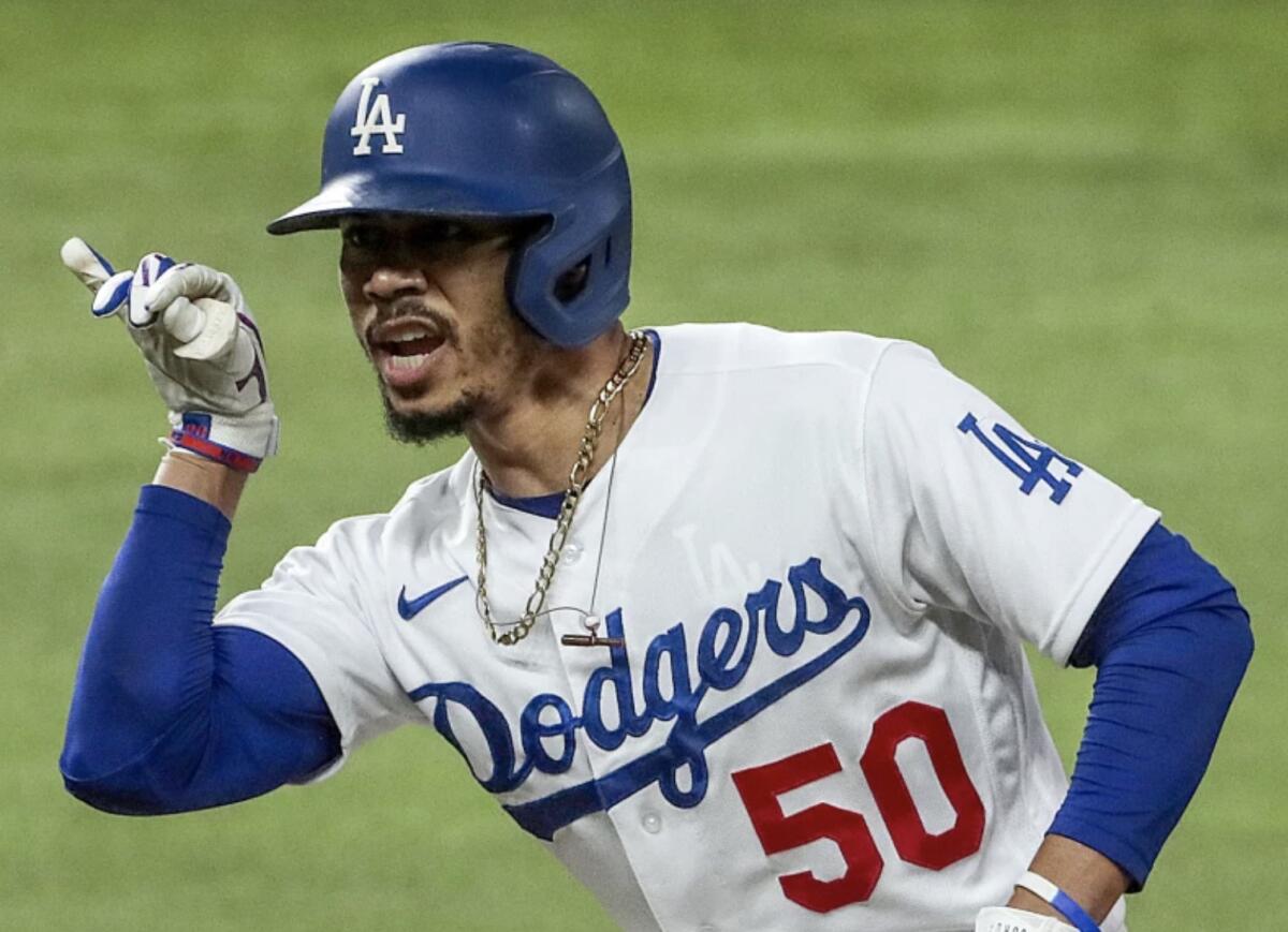 Mookie Betts wears a gold chain and now high school players can start wearing chains in 2023.