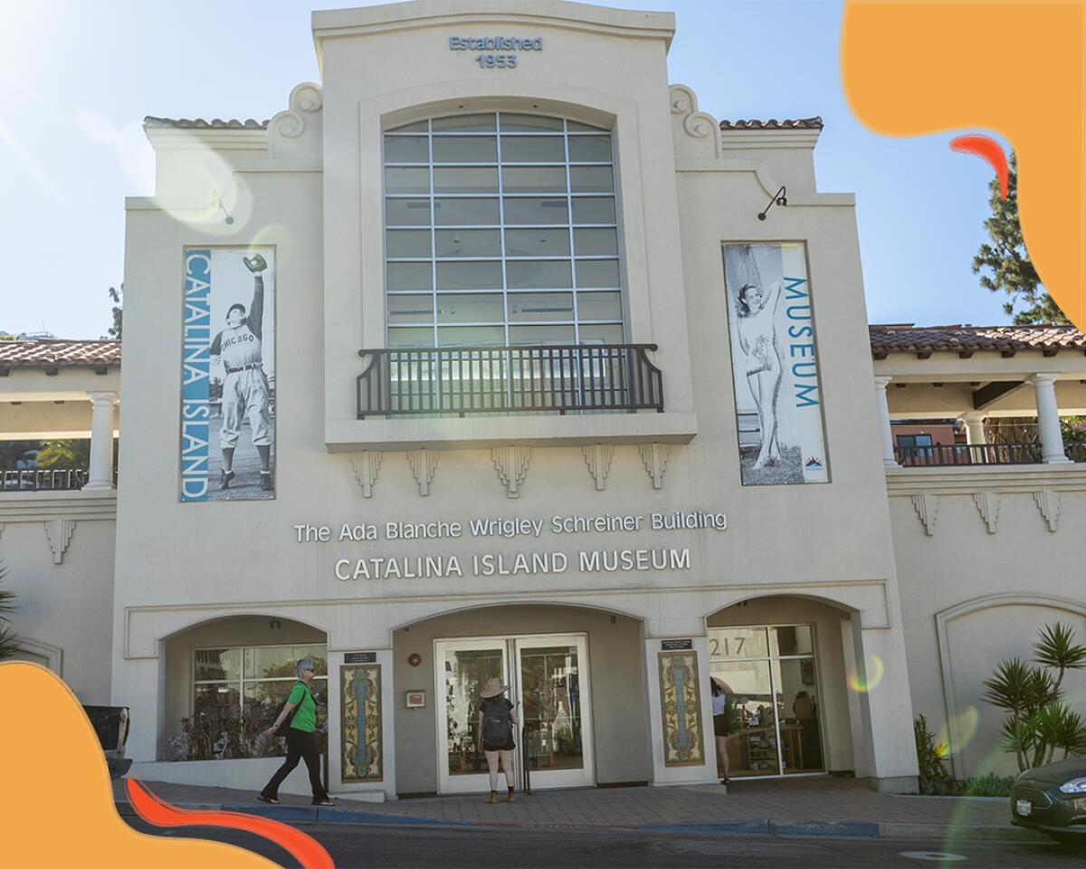 The outside of the Catalina Island Museum.