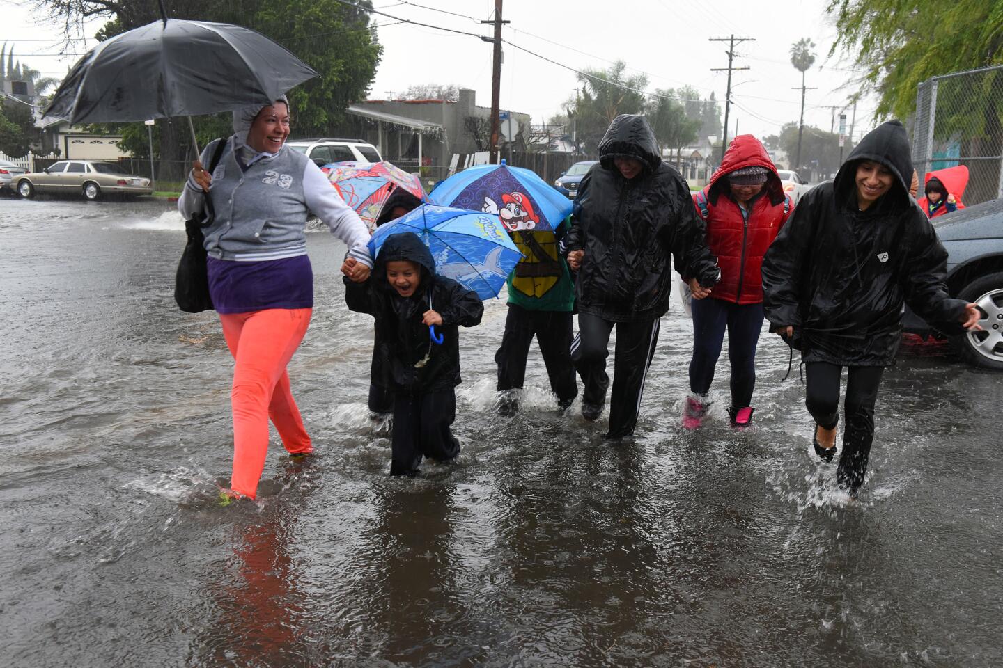 Major rainstorm rolls through SoCal