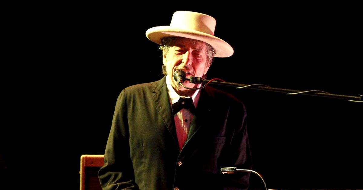 L’editore di Bob Dylan ammette che il musicista non ha firmato l’edizione speciale del suo libro