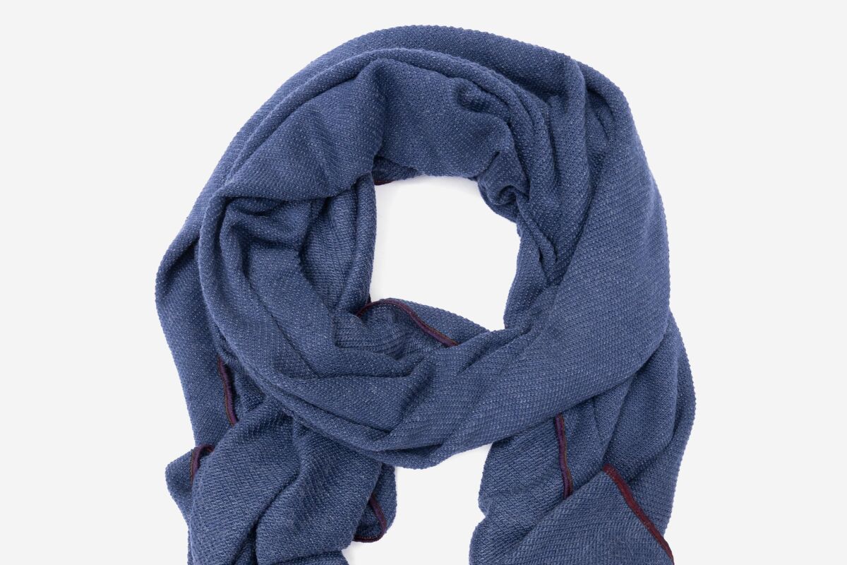  A blue scarf.