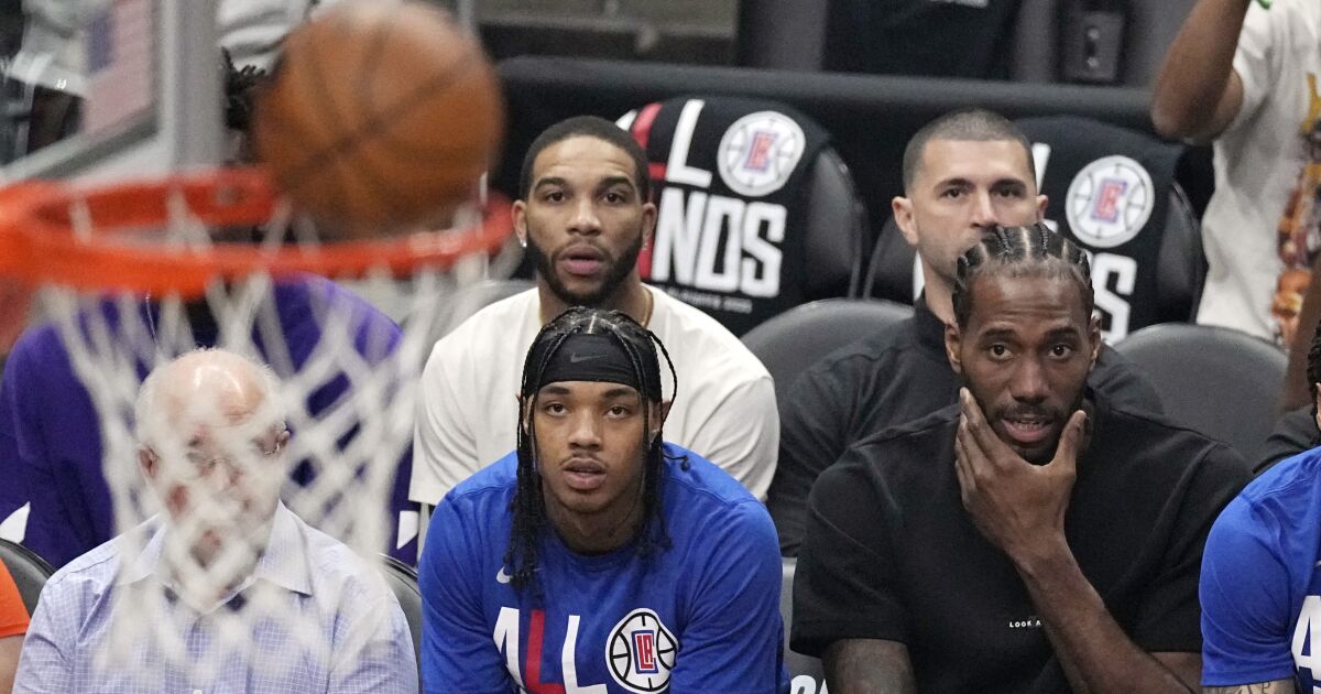 Kawhi Leonard and Paul George remain at center of Clippers’ future, team exec says