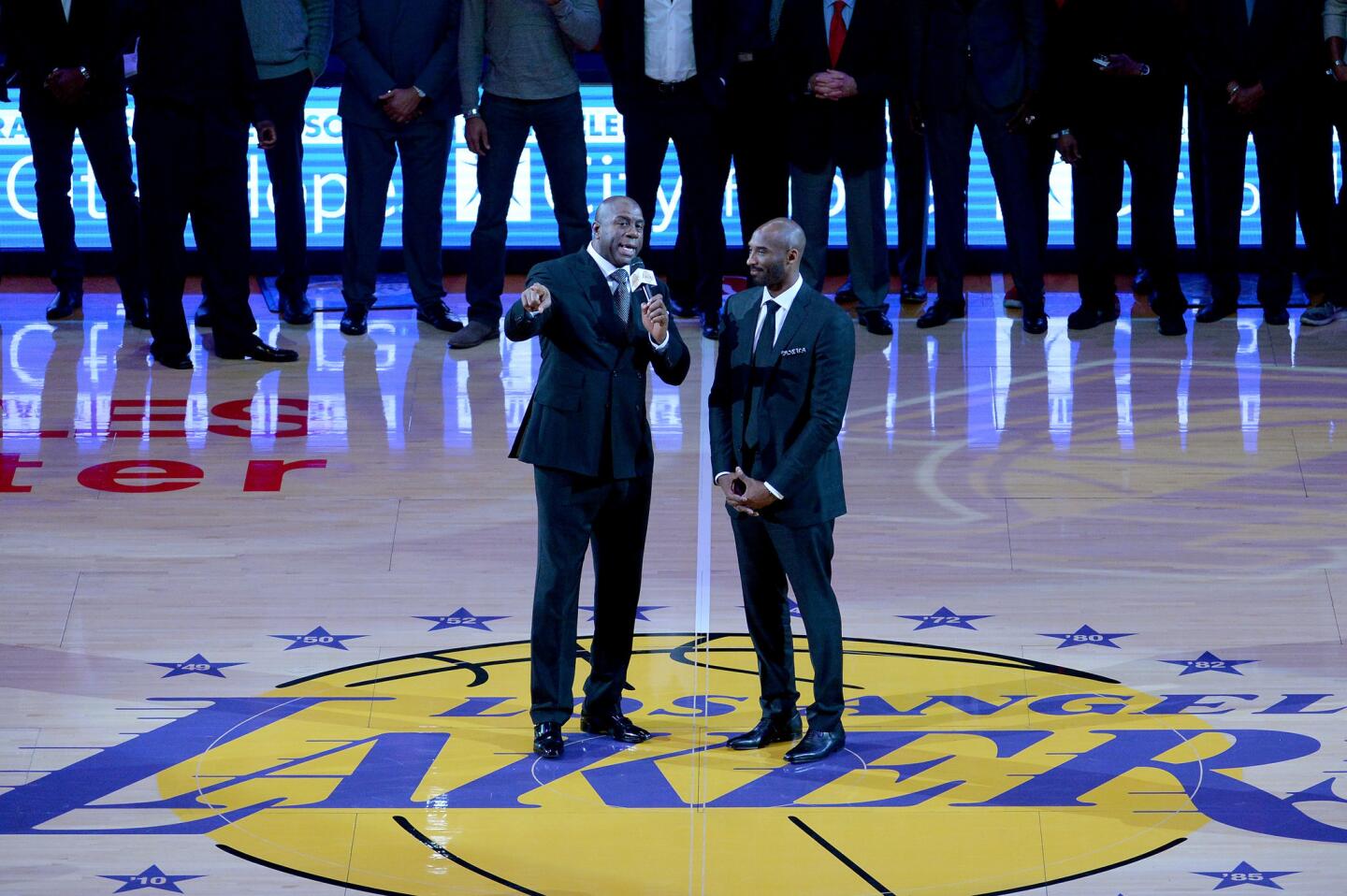 Golden State Warriors v Los Angeles Lakers