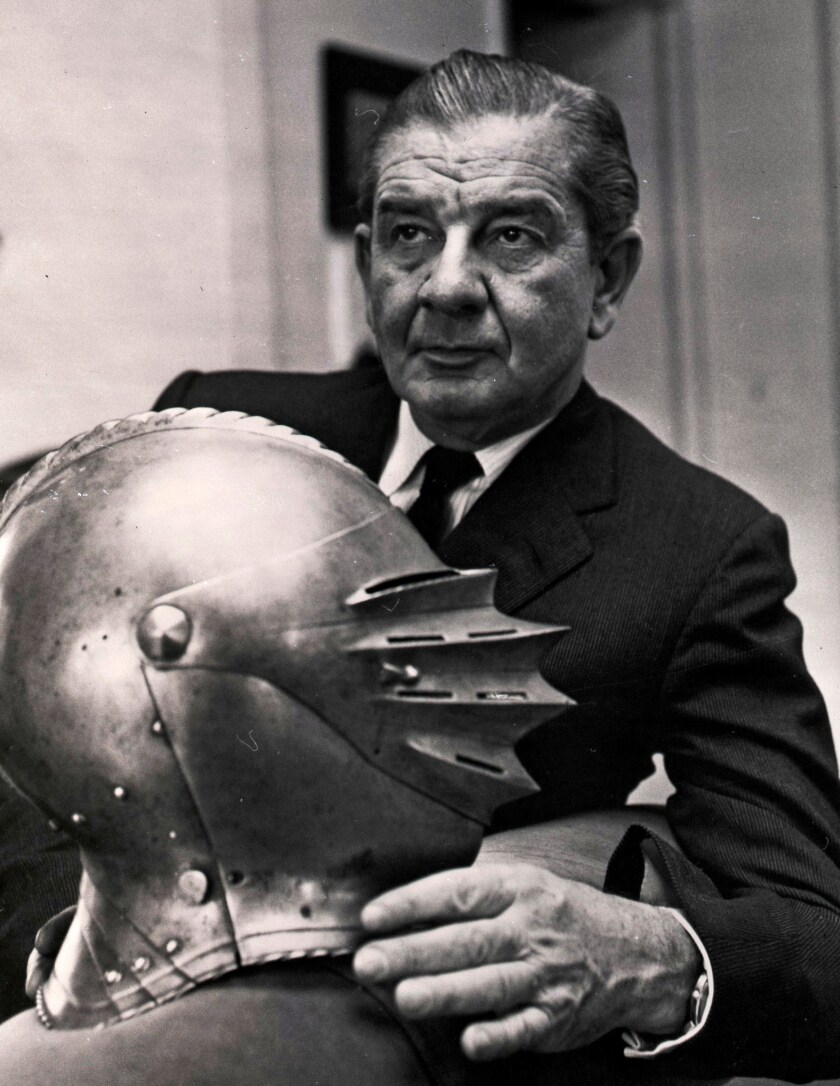 The Addams Family Become Cartoons Again With Animated Feature Los Angeles Times