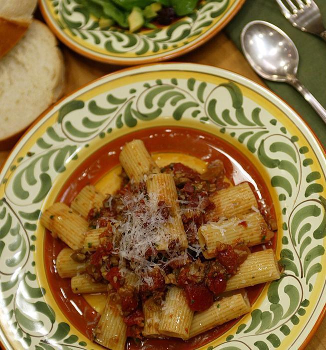 Rigatoni with mushrooms and pancetta