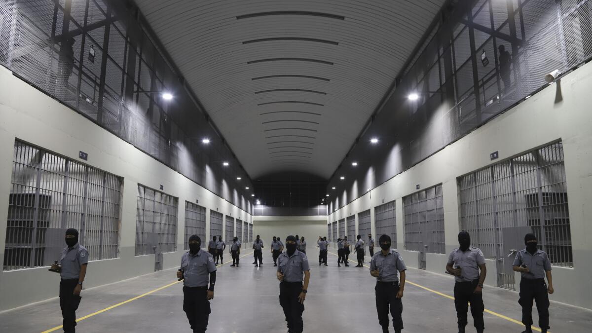 El Salvador bets safety on incarceration, unveils new prison - Los