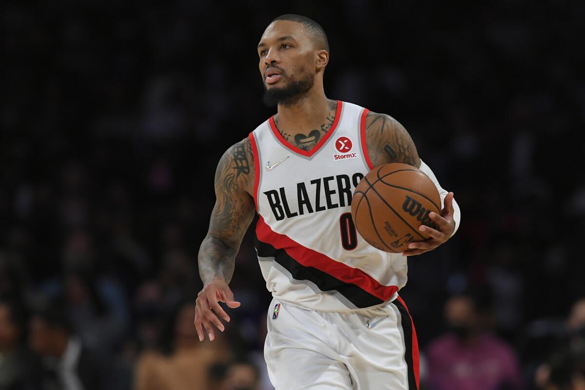 Trail Blazers give Damian Lillard 2-year contract extension - Los ...