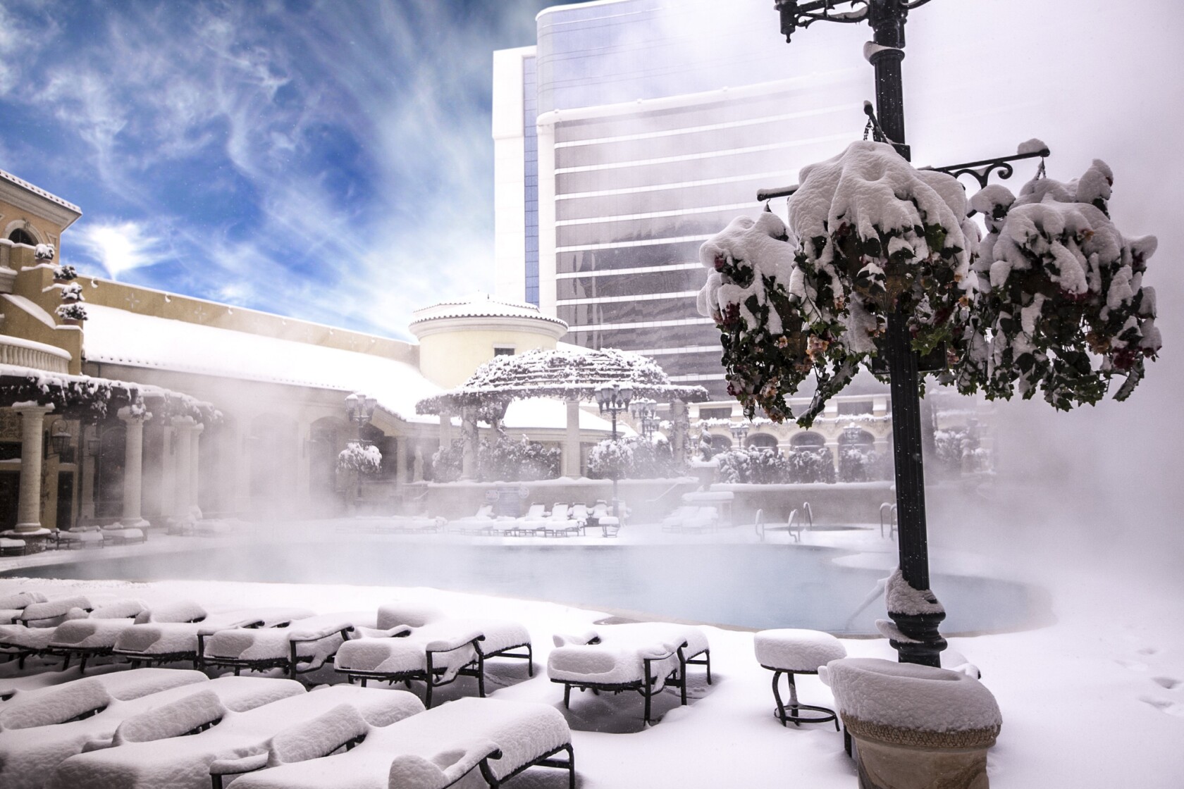 Get In Hot Water On A Winter Weekend Escape To Reno Los