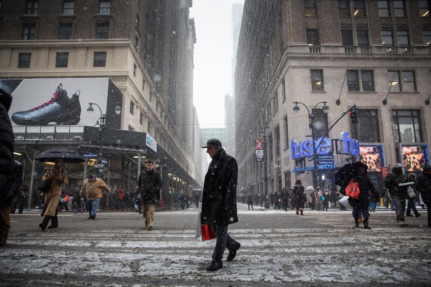 East Coast braces for major snowstorm