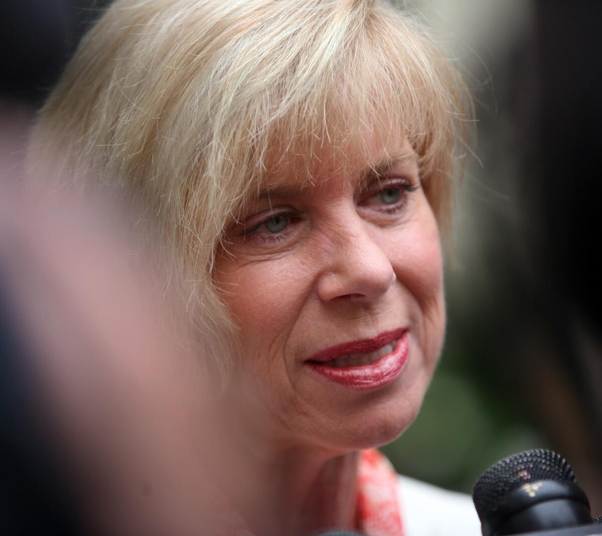 The criticism over a website set up by Republican lawmakers in California about Obamacare has now gone national, and on Tuesday Democratic Rep. Janice Hahn (D-San Pedro) jumped into the fray, calling for the site to be taken down.