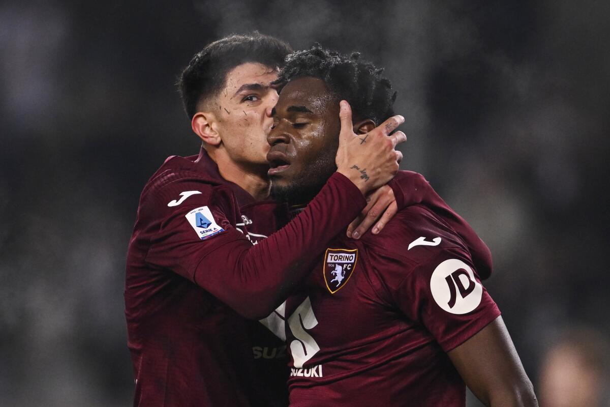 Zapata double helps Torino beat misfiring Atalanta in Serie A - The San  Diego Union-Tribune
