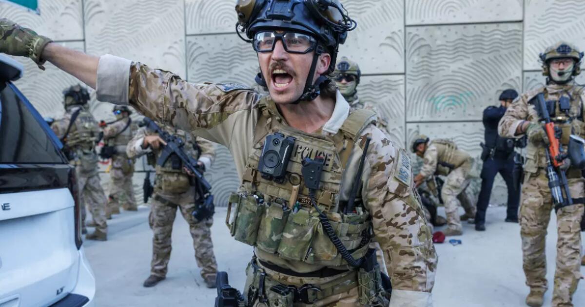 Raid de migración mientras que Trump parece hacer que su posición sea suavemente suavemente suavemente suavemente