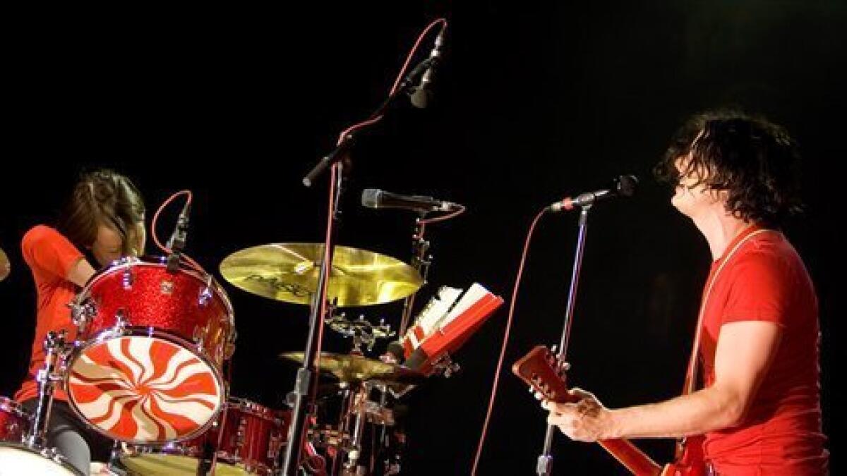Was the White Stripes' Meg White a great or drummer? Online controversy  begs question: What year is this? - The San Diego Union-Tribune
