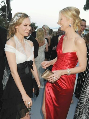The actresses talk as they arrive at amfAR's Cinema Against AIDS 2010 benefit gala.