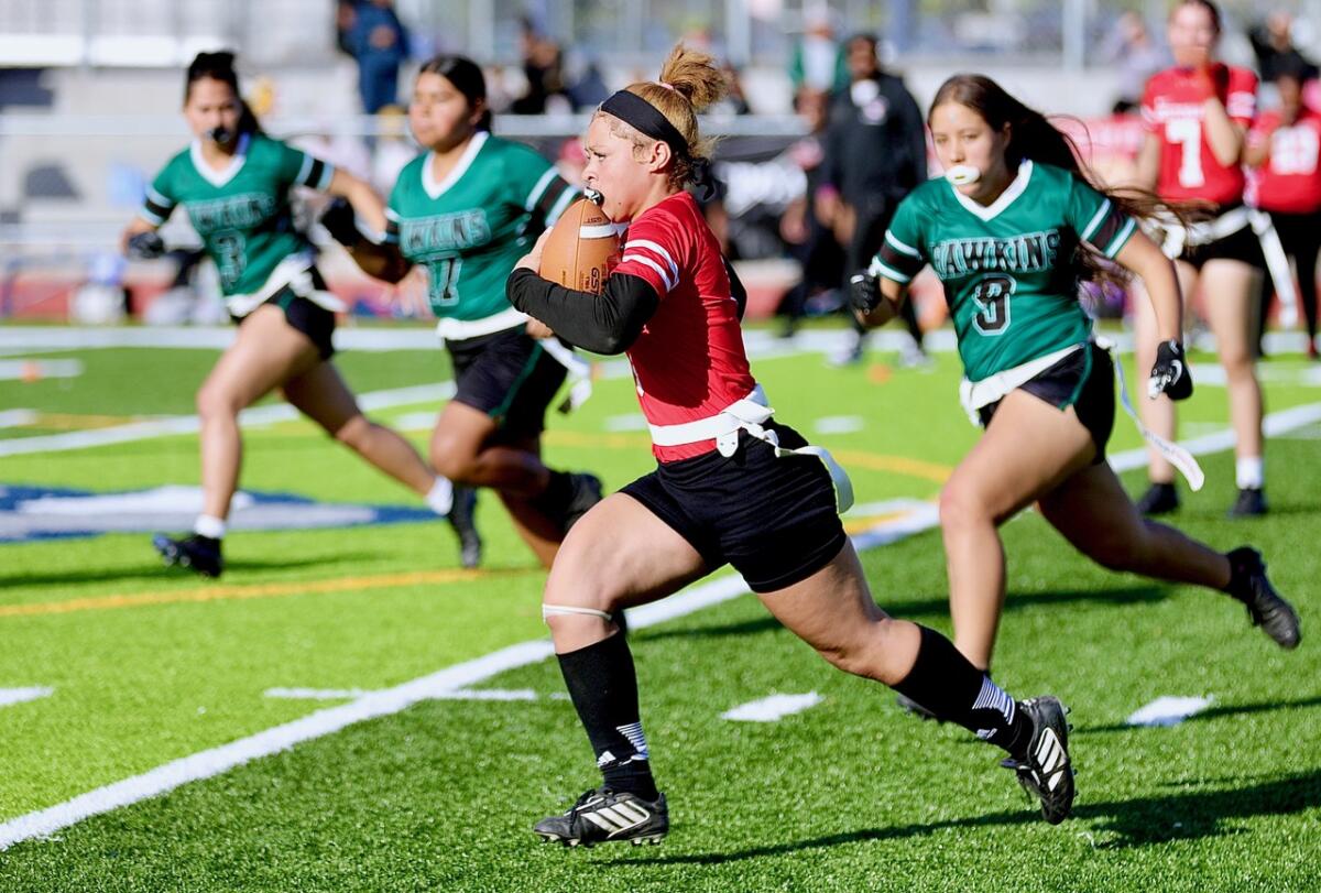 L.A. Marshall defeats Eagle Rock for Metropolis Part Open Division flag soccer title 5 Bellamarie Luster scores the winning touchdown — her third of the game — in the fourth quarter of Westchester’s 37-32 victory