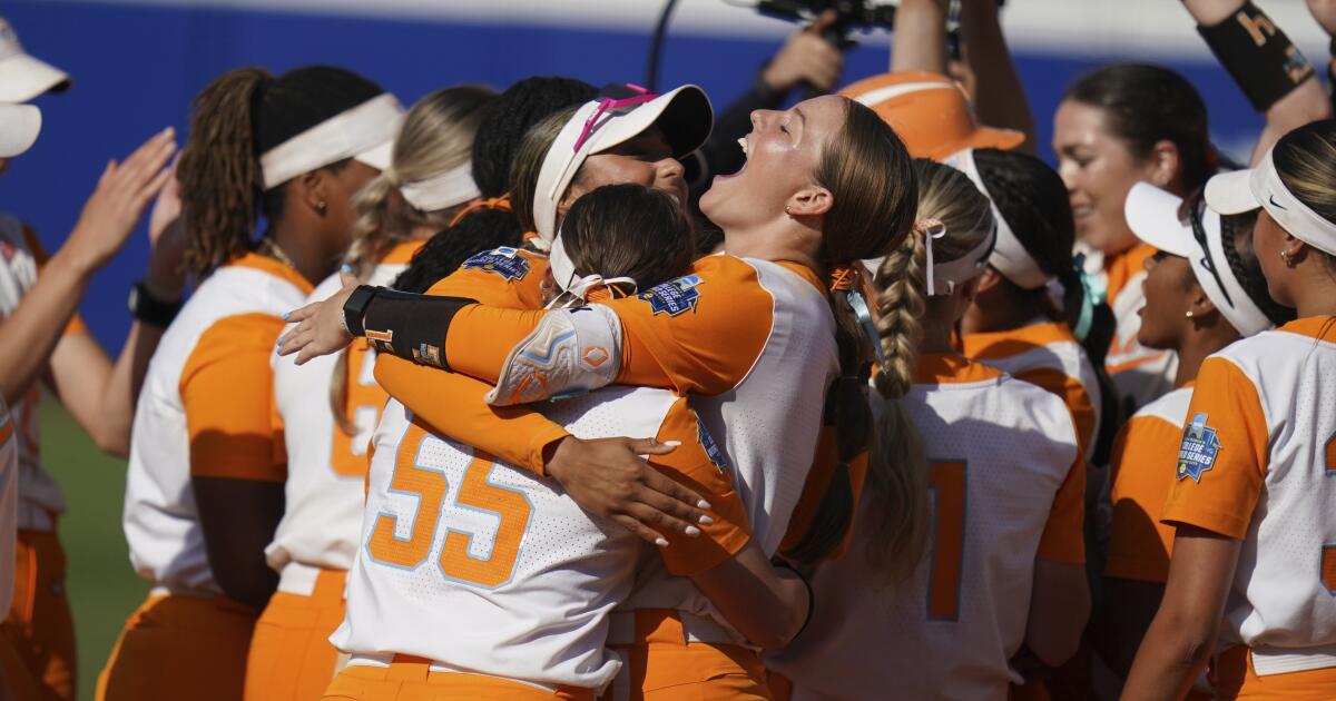 UCLA falls to Tennessee in season-ending heartbreaker at Women's College World Series