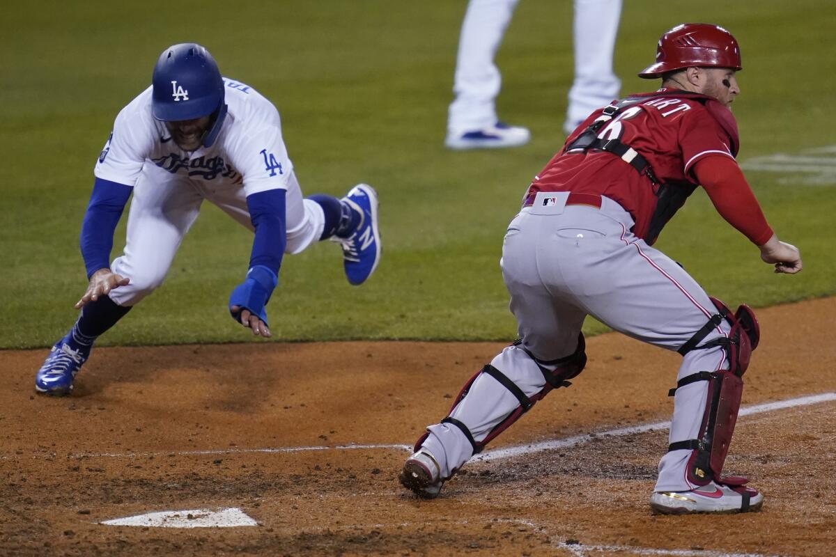 The Sports Report: Stumbling Dodgers lose to Reds, 6-5 - Los Angeles Times