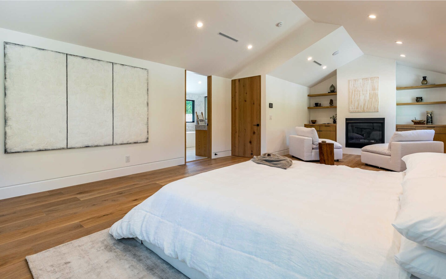 Scott Disick sells Hidden Hills farmhouse for $5.6 million - Los