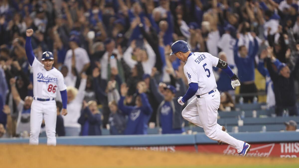 Corey Seager homers twice, Dodgers sweep Padres for 3rd straight time -  True Blue LA