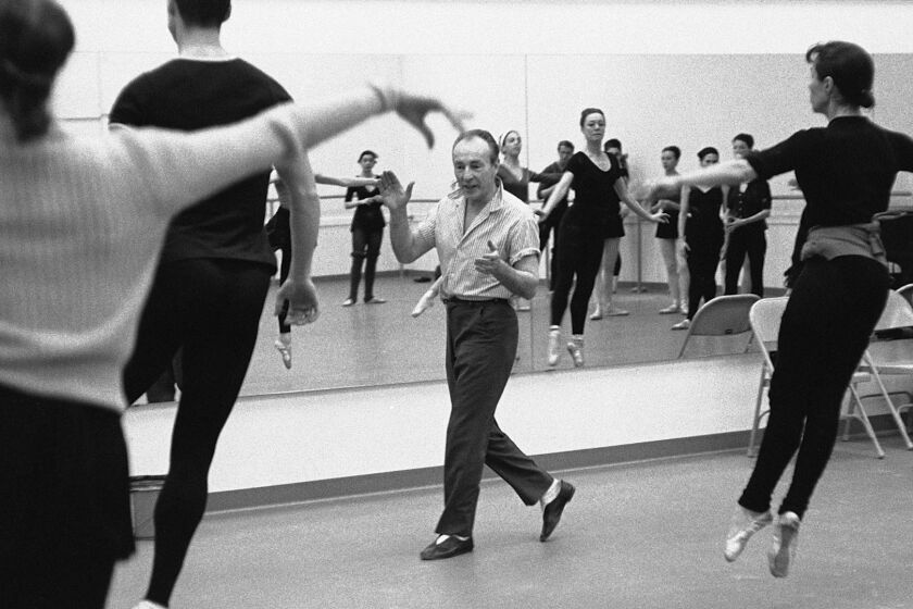 George Balanchine teaching at the New York State Theater in Lincoln Center (circa 1964). 