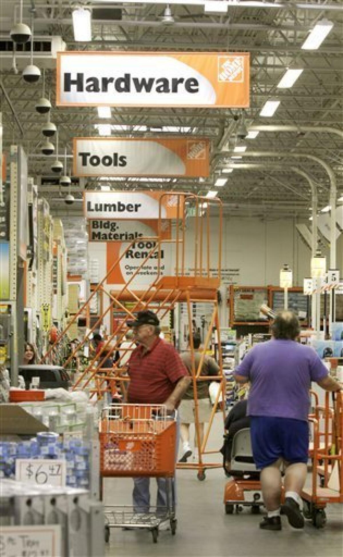 Home Depot Raises Outlook as Fewer Customers Spend More - WSJ