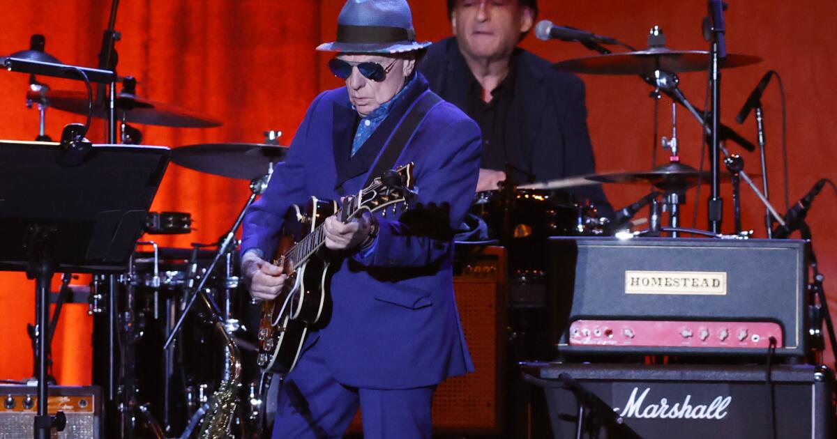 Inside the five-hour all-star Robbie Robertson tribute at the Kia Forum