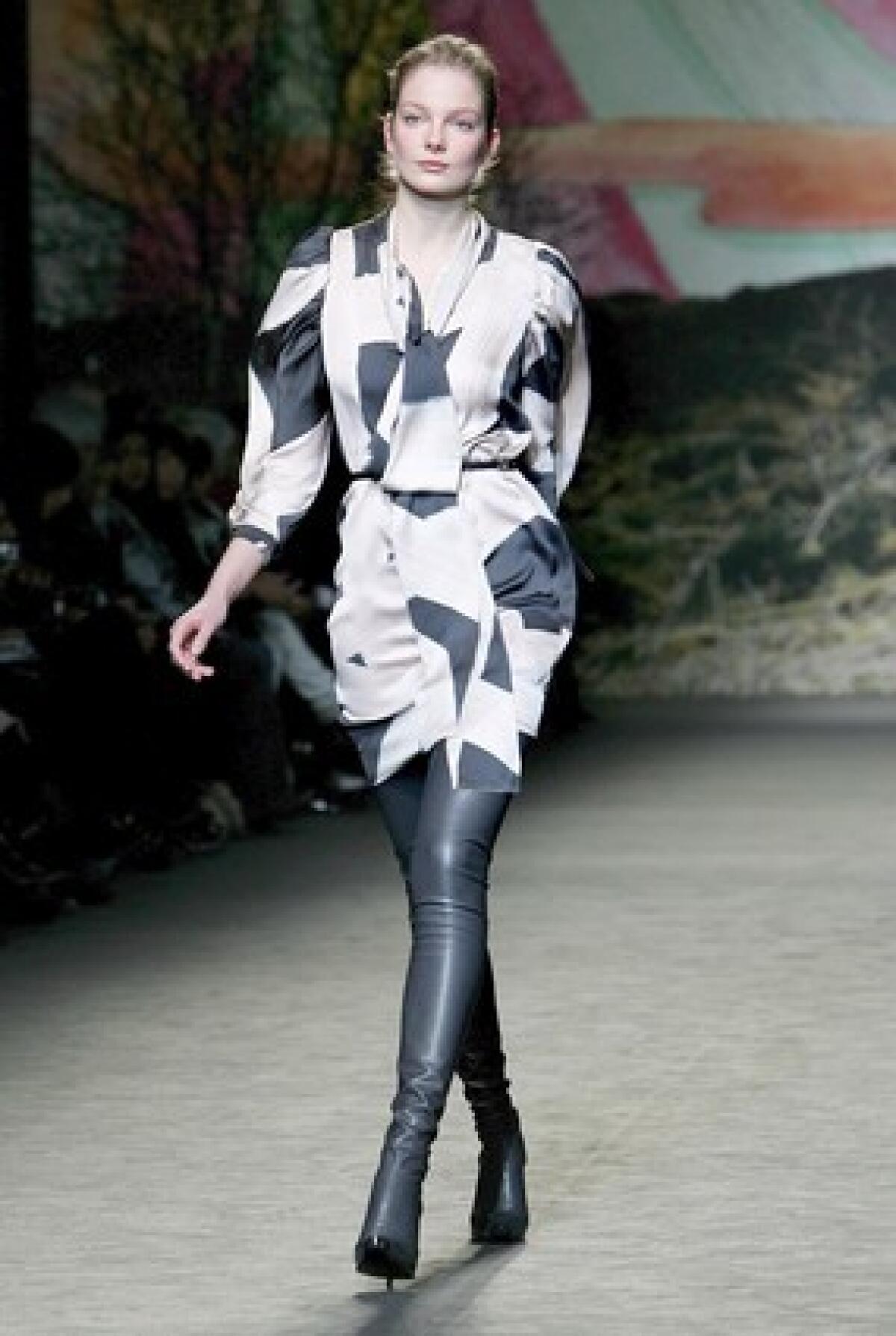 Paris Fashion Week 2013: Stella McCartney eases into spring - Los Angeles  Times
