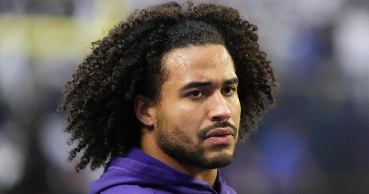 Vikings cut LB Eric Kendricks to start salary cap purge