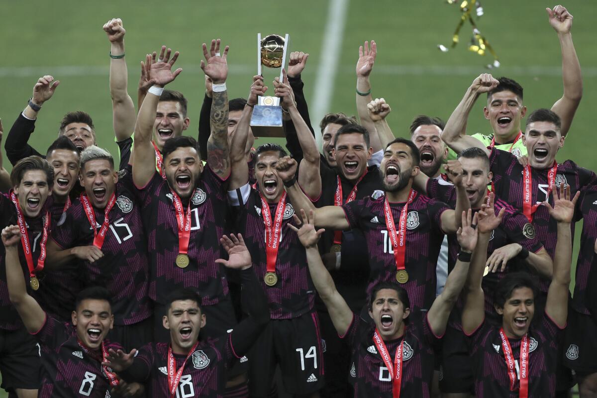 Mexico's players celebrate 